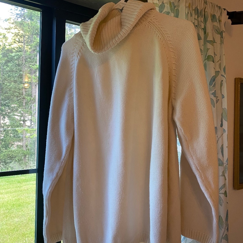 Elisabeth (Liz Claiborne) plus-size women’s sweater